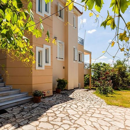 Verga Majestic Sunsets - Elegant & Secluded Retreat カラマタ エクステリア 写真